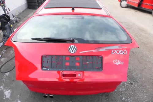 VW Polo 6N Heckklappe Klappe hinten Kofferraumklappe mit Scheibe rot LP3G