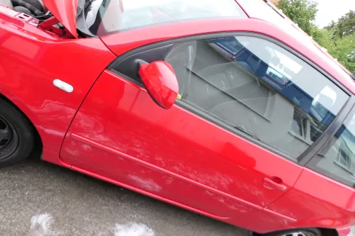 VW Lupo Seat Arosa Tür vorne links Fahrertür rot LP3G (mechanischer FH) (177051)