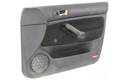 1x Golf 4 Bora Türverkleidung Verkleidung Tür vorne rechts 4/5-Türer Griff schwa (177109)