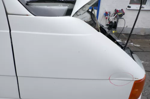 VW T4 kurze Version Kotflügel vorne rechts weiß R902 7D0821104B (177128)