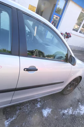 VW Polo 9N 9N3 Tür vorne rechts Beifahrertür 4/5-Türer grau silber LA7W ohneAnba (177156)