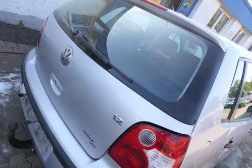 VW Polo 9N3 Fun Heckklappe Kofferraumklappe Klappe hinten Scheibe silber LA7W (177161)