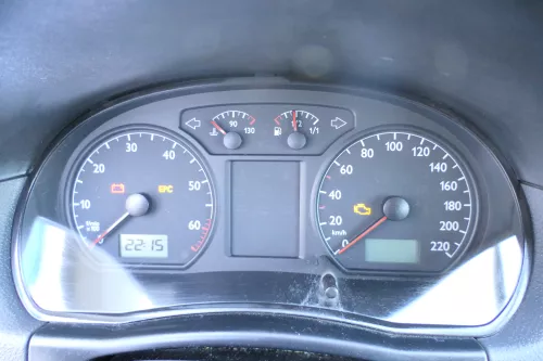 VW Polo 9N Tacho Tachometer Kombiinstrument 161.000km 6Q0920800P 1,2 47kw 40kw (177166)