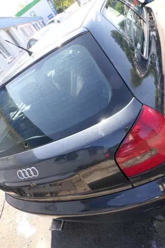 A3 8L bisBj.ca1999 Heckklappe Kofferraumklappe Klappe hinten schwarz LZ9U Scheib (177176)