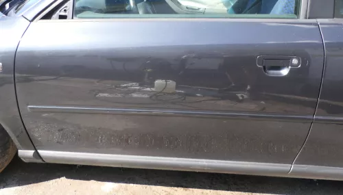 A3 8L Tür Türblatt vorne links grau schwarz LZ9U 2/3-Türer (Griffform beachten