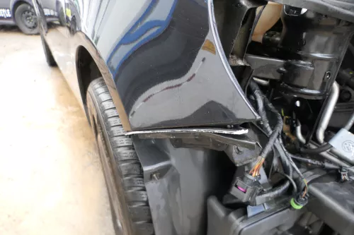 Skoda Fabia 5J Roomster  Kotflügel vorne rechts schwarz LF9R auch Kombi (177410)