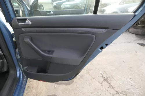 1x Golf 5 Limousine Türverkleidung Verkleidung Tür hinten rechts 4/5-Türer schwa (177430)