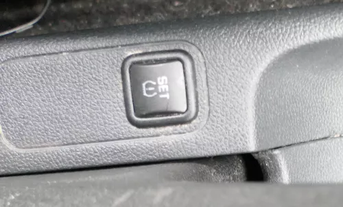 Roosmter 5J  Reifendruck Schalter 5J0927127 original