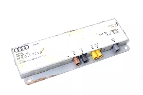 Audi A4 8E B6 Avant Antenne 8E9035225B original Verstärker Antennenverstärker