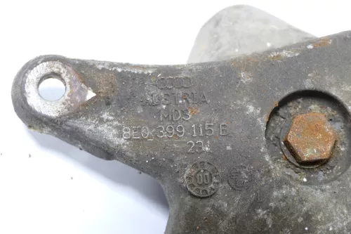 A4 8E B6 B7 Getriebehalter Lager Halter 8E0399105HH Stütze Getriebe 2,5 TDI (177608)