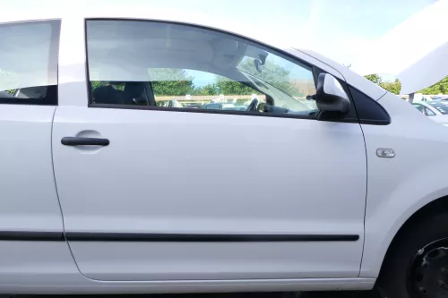 VW Fox 5Z Tür vorne rechts Beifahrertür weiß0 LB9A - ohne Anbauteile