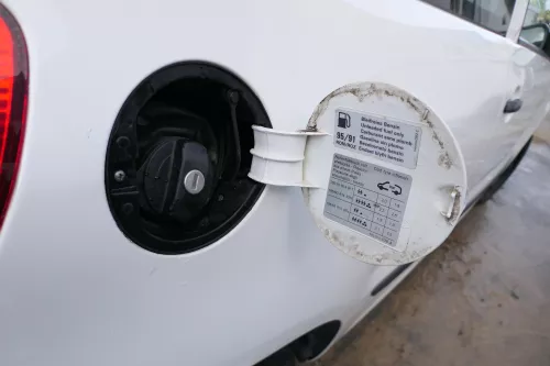 VW Fox 5Z Tankdeckel Klappe Tankklappe Deckel Tank weiß LB9A