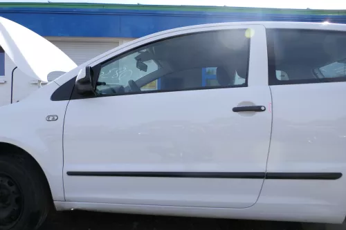 VW Fox 5Z Tür vorne links Fahrertür weiß LB9A - ohne Anbauteile