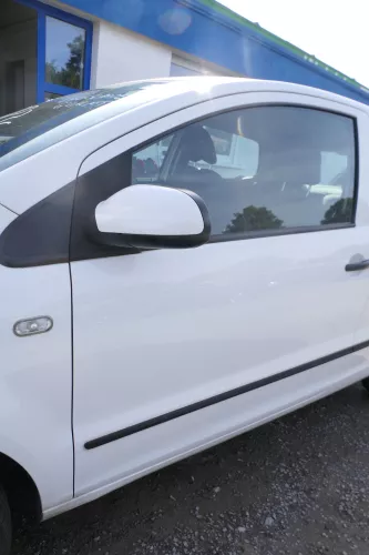 VW Fox 5Z Tür vorne links Fahrertür weiß LB9A - ohne Anbauteile (177658)