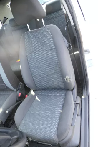 VW Fox Sitz Fahrersitz vorne links OHNEAirbag höhenverstellbar 