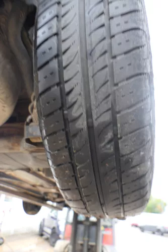 4x VW Polo 9N Felgen Reifen 165/70 R14 81T Sommerreifen 5jx14H2 ET35 ca. 5-6,5mm (177676)