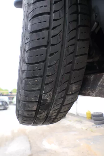 4x VW Polo 9N Felgen Reifen 165/70 R14 81T Sommerreifen 5jx14H2 ET35 ca. 5-6,5mm (177676)