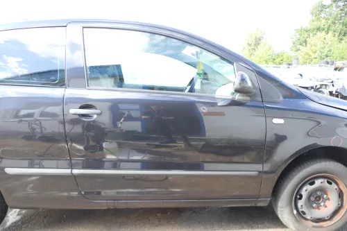 VW Fox 5Z Tür vorne rechts Beifahrertür schwarz LC9Z