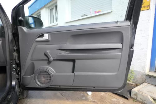 1x VW Fox 5Z Türverkleidung Verkleidung Tür vorne rechts schwarz 5Z3867014 71N