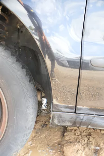 VW Fox Kotflügel vorne links schwarz LC9Z (177688)