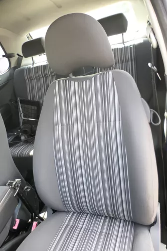 VW Fox Sitz Fahrersitz vorne links OHNEAirbag höhenverstellbar (177691)