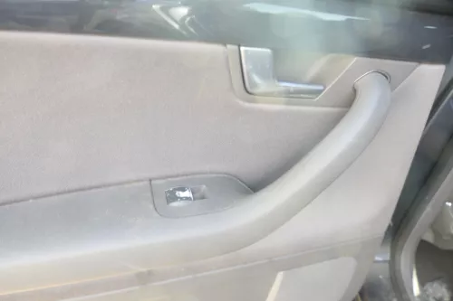 1x A4 8E B6 Türverkleidung Verkleidung Tür hinten links swing dunkelgrau (177706)