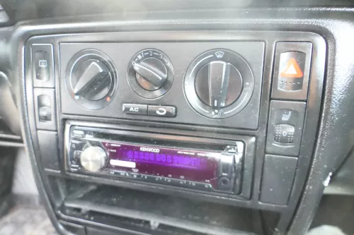 Golf 4 Bora T5 T4 Radio CD Player Kenwood KDC-4057U MP3 AAC WMA AUX (177815)