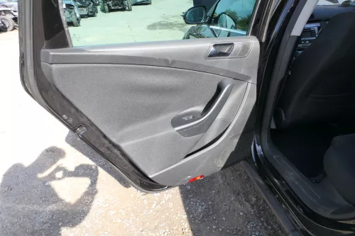 1x VW Passat 3C Variant Türverkleidung Verkleidung Tür hinten links schwarz (177830)