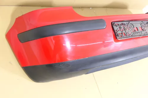 VW Golf 4 Limousine Stoßstange hinten Heckstoßstange Stoßfänger rot LP3G (177850)