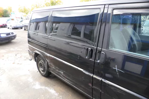 T4 Transporter Tür rechts Schiebetür mit Scheibe Multivan Caravelle schwarz LC9Z (177904)