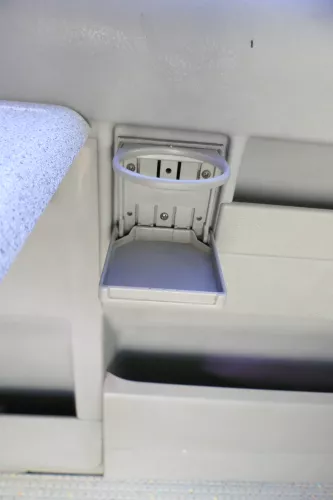 T4 1x Verkleidung Abdeckung Seite hinten links 703867039A Multivan mit Tisch (177930)