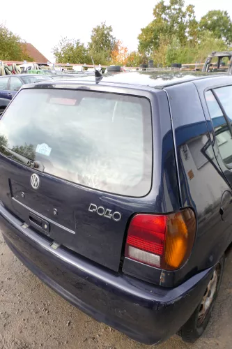 VW Polo 6N Heckklappe Klappe hinten Kofferraumklappe mit Scheibe blau LC5H (178009)