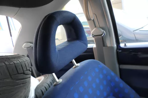 1x VW New Beetle 1Y 9C Kopfstütze vorne oder hinten vorn blau