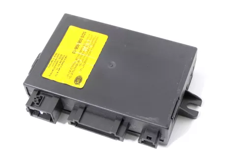 VW Touran Caddy 2K Modul Steuergerät Anhängerkupplung Hella