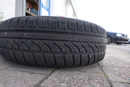 2x VW Golf 4 Bora 175/70 R14 84T M+S Winterreifen Reifen 6jx14H2 ET38 6-7mm (178542)