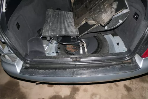 Audi A4 B5 Kombi Variant Stoßstange hinten Heckstoßstange silber LY7M (178548)