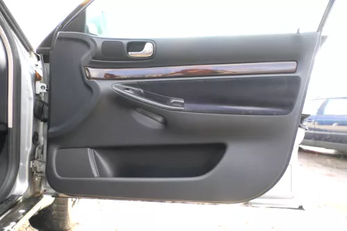 1x Audi A4 B5 Türverkleidung Verkleidung Tür vorne rechts