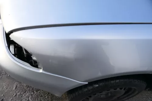 A4 B5 (bis caMitte1999 Bild verglei) Kotflügel vorne links silber grau LY7M - RO (178560)