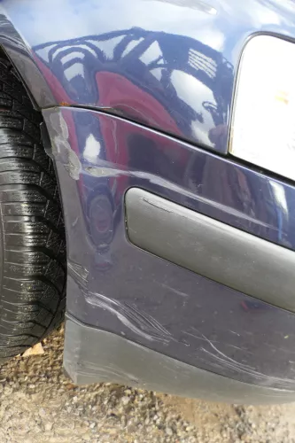 VW Passat 3B Stoßstange vorne Frontstoßstange Stoßfänger blau LN5Y (178578)