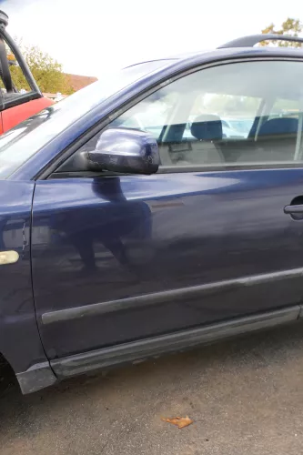 VW Passat 3B 3BG 3B6 Kombi + Limo Tür vorne links Fahrertür blau LN5Y OHNE Anbau (178580)
