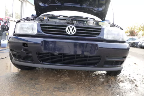 VW Polo 6N Kühlergrill Grillleiste blau LC5H vorne Leiste Grill VW Zeichen (178586)