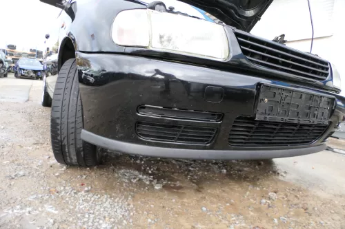 Polo 6N Stoßstange vorne breite Styling XXL Frontstoßstange schwarz L041 +Gitter (178649)