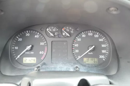 VW Polo 6N Tacho Tachometer Kombiinstrument 181.000km 6N0919860T 6N0919860R