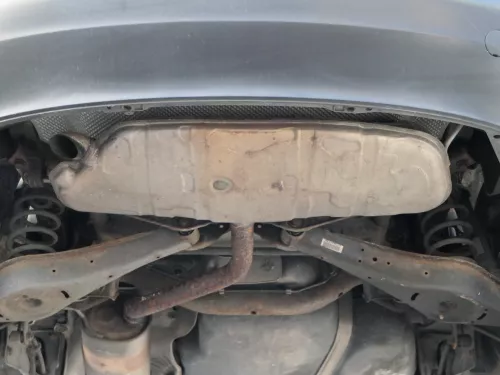 VW Golf 5 + 5M Plus Auspuff Mittelschalldämper + Ends hinten 1,6 BLP BAG BLF FSI (178725)