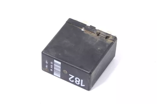 VW Caddy 9K Inca Steuergerät Motor Relais 144 028906124E 1Y 1,9 D Diesel (178729)