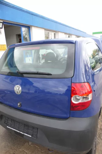 VW Fox 5Z Heckklappe Kofferraumklappe Klappe hinten + Scheibe blau LL5M (178781)