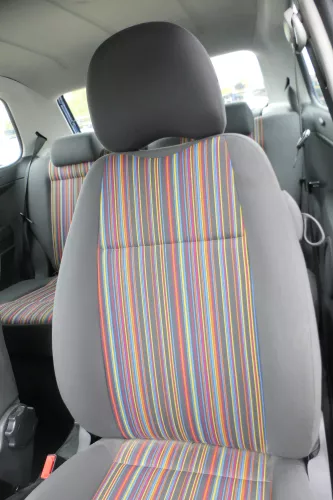 VW Fox Sitz Fahrersitz vorne links OHNEAirbag höhenverstellbar (178786)