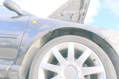 Audi A3 8L Kotflügel vorne rechts schwarz LY9B (178798)