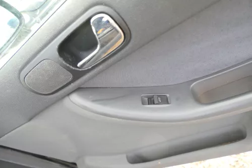 1x Audi A3 8L Türverkleidung Verkleidung Tür vorne rechts 2/3-Türer onyx/schiefe (178802)