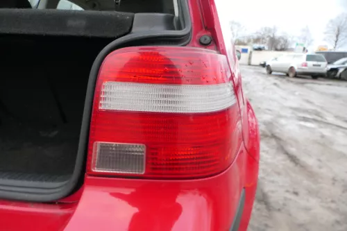 VW Golf 4 Limousine Stoßstange hinten Heckstoßstange Stoßfänger rot LY3D (178895)